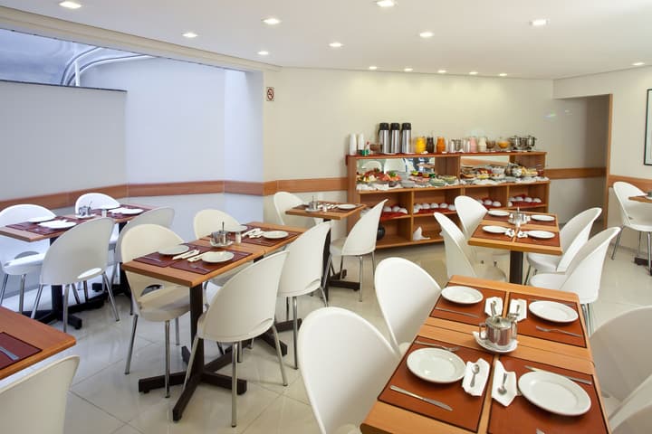 Hotel Boulevard Express