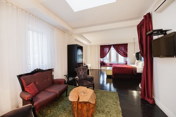 Hotel Chez Swann