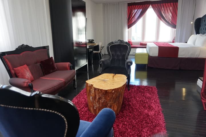 Hotel Chez Swann