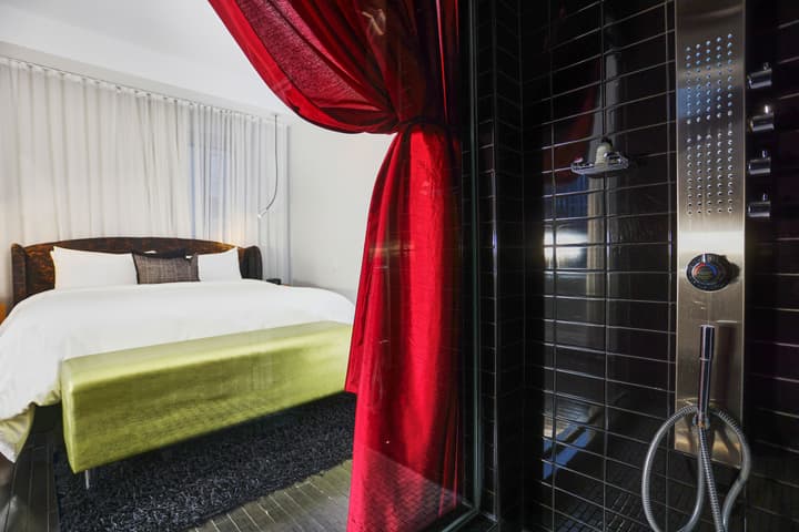 Hotel Chez Swann