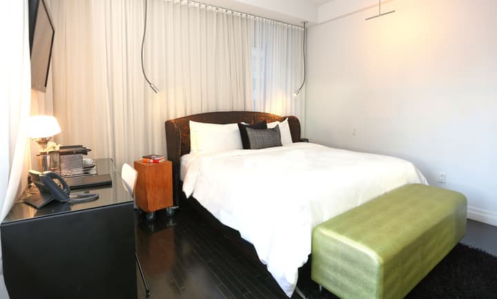 Hotel Chez Swann