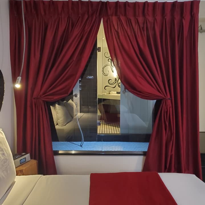 Hotel Chez Swann