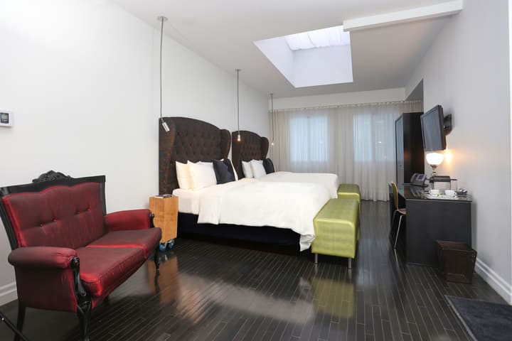 Hotel Chez Swann