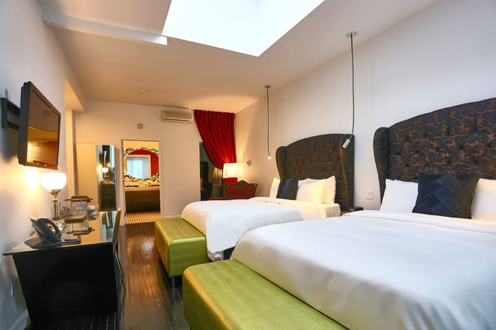Hotel Chez Swann