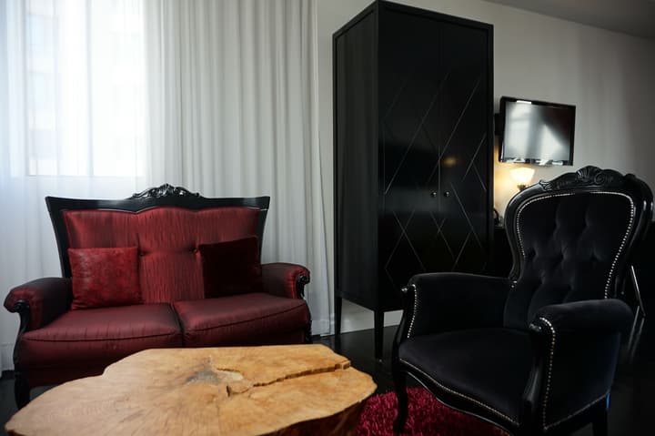 Hotel Chez Swann