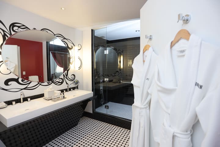 Hotel Chez Swann