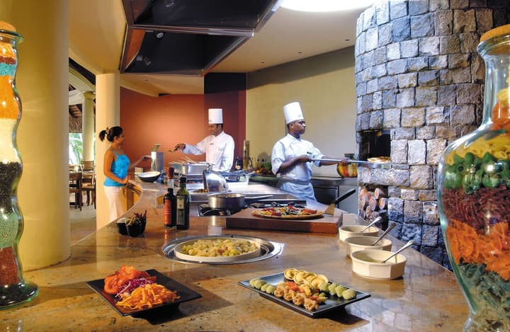 Canonnier Beachcomber Golf Resort & Spa