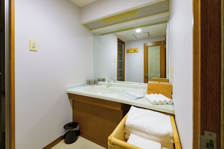 Toba Hotel International
