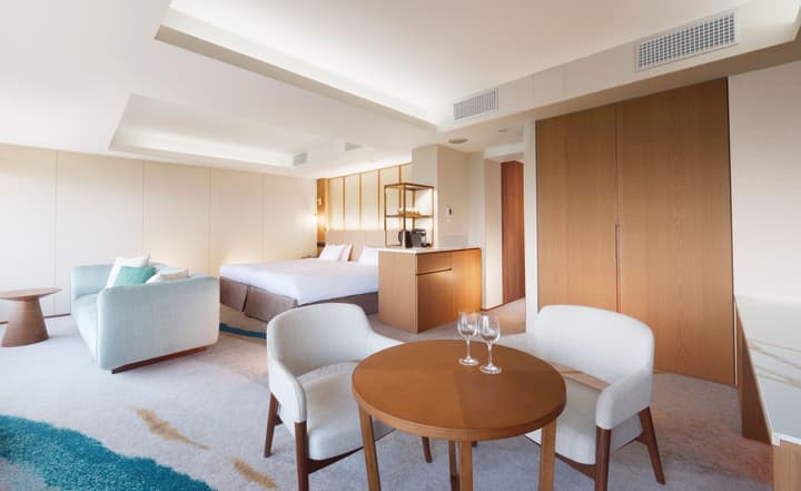 Toba Hotel International