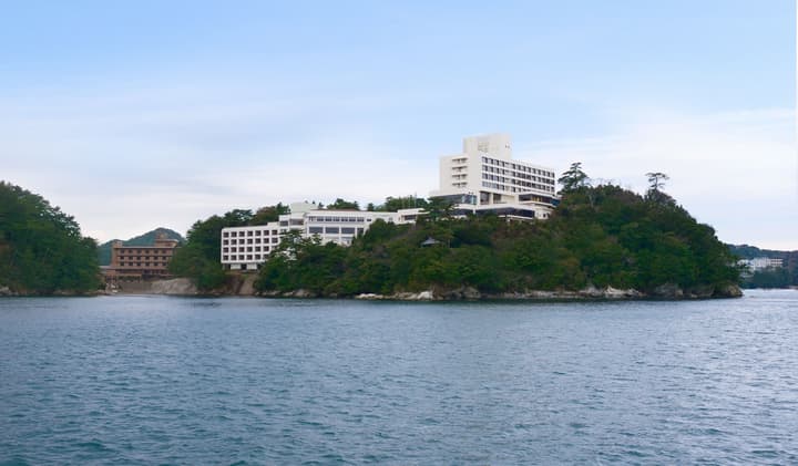 Toba Hotel International