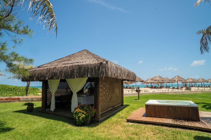 Dom Pedro Laguna Beach Resort & Golf by WAM Experience