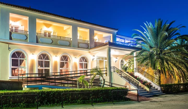 California Beach Hotel - Adults only