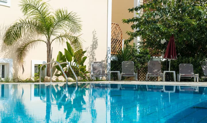 California Beach Hotel - Adults only