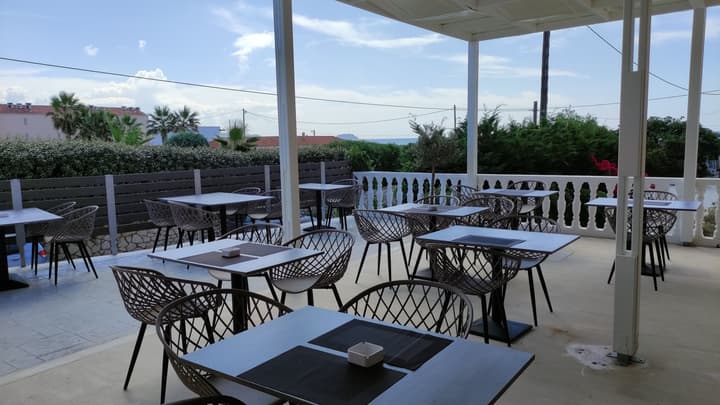 California Beach Hotel - Adults only