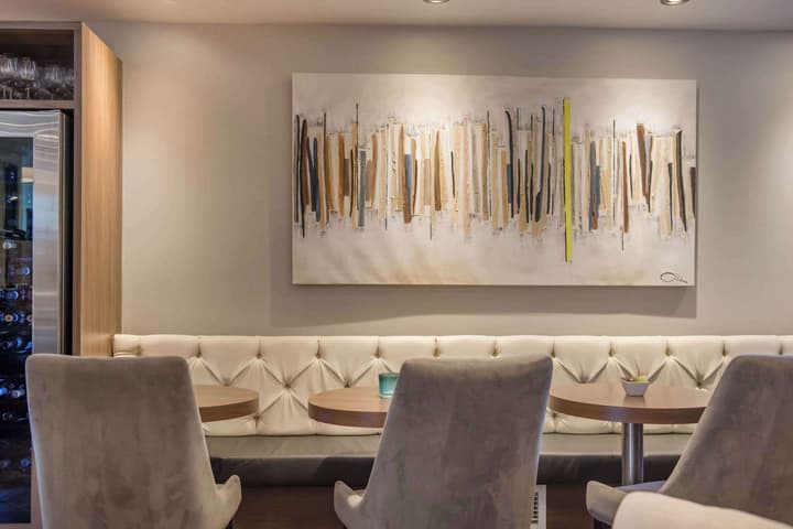 Les Suites Victoria, an Ascend Collection Hotel
