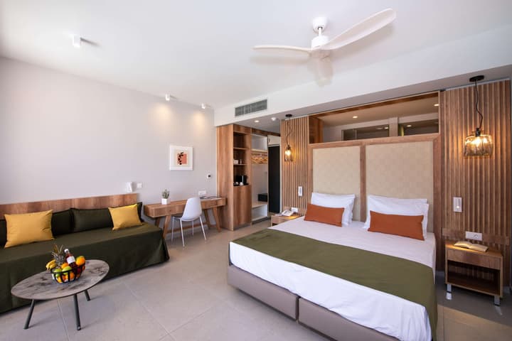 Kiani Beach Resort Family