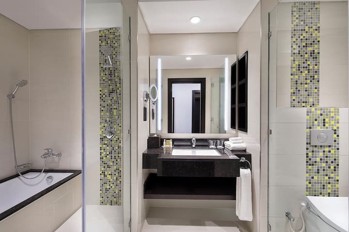 DoubleTree by Hilton Doha - Al Sadd
