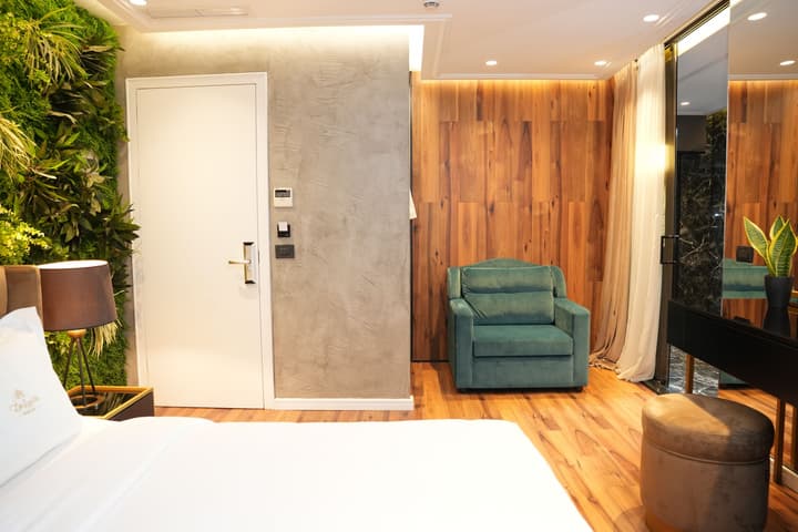La Suite Boutique Hotel