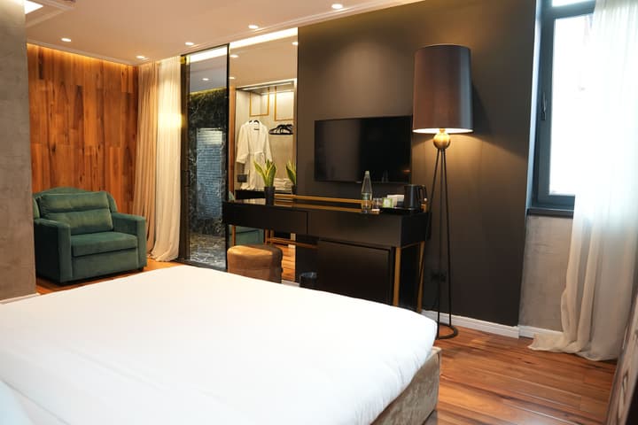 La Suite Boutique Hotel