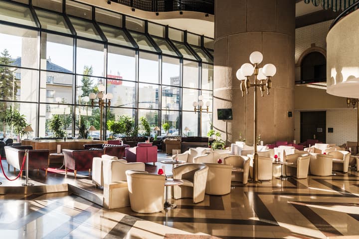 Hotel Holiday
