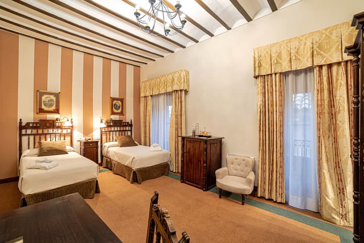 Hotel Alvar Fañez