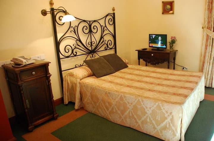Hotel Alvar Fañez