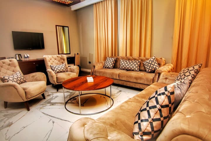 Muscat Gate Hotel