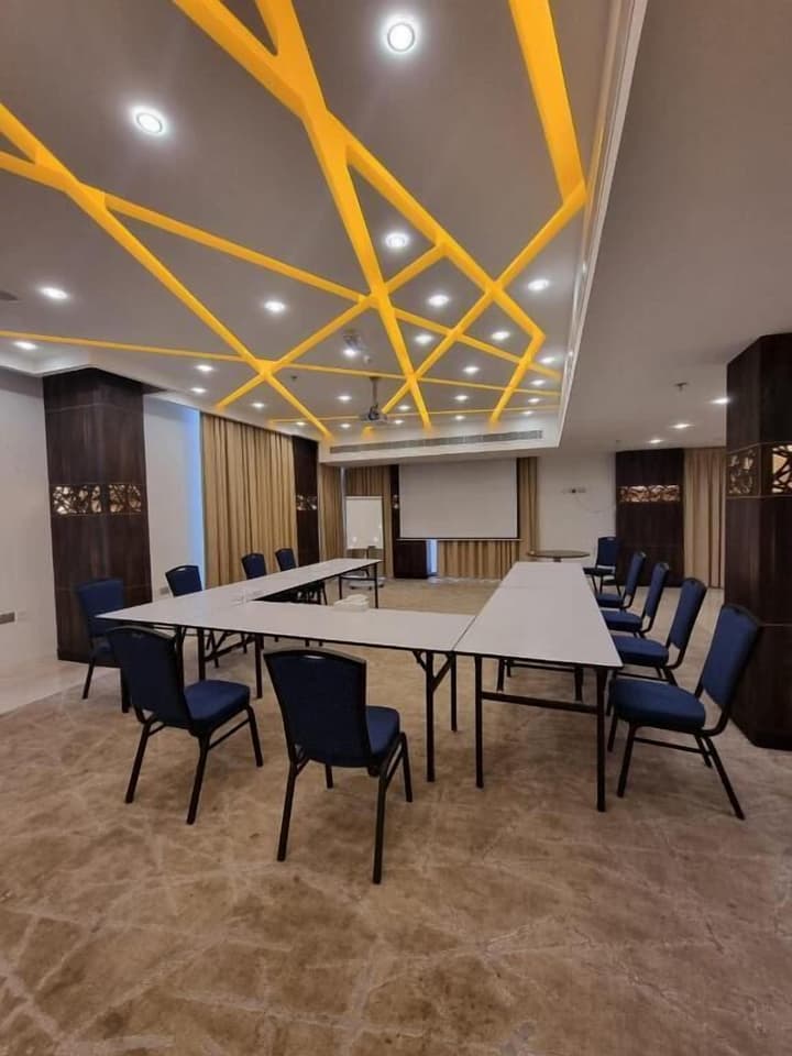 Muscat Gate Hotel
