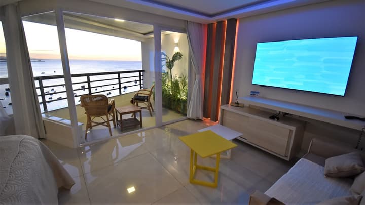 SEAFLATS Iate Plaza Hotel