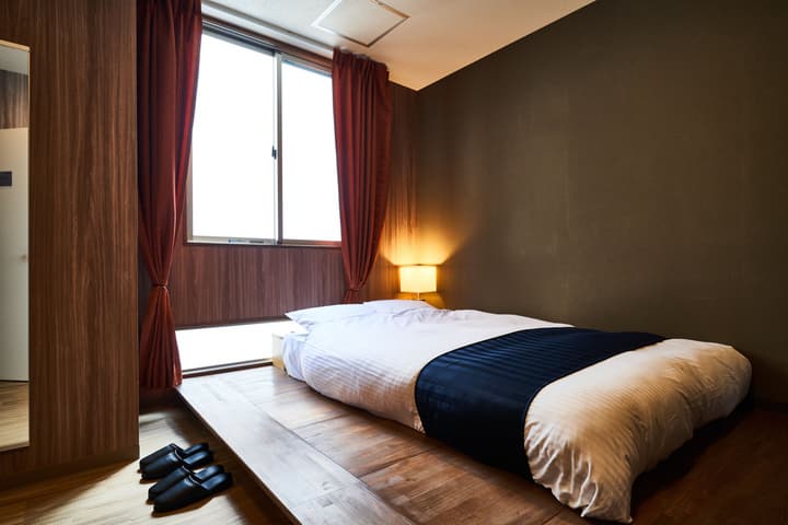 &And Hostel Shinsaibashi East