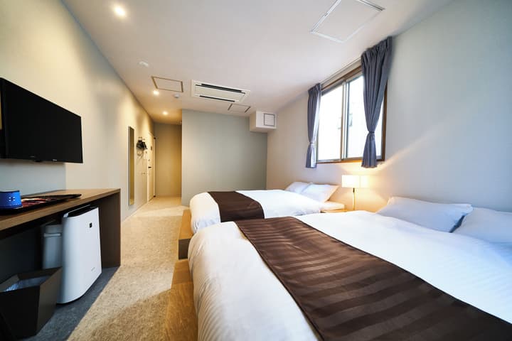 &And Hostel Shinsaibashi East