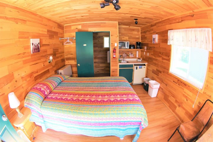 Crater Lake Resort