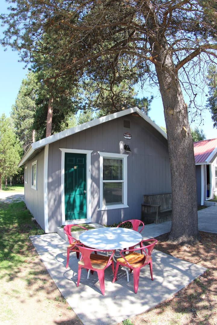 Crater Lake Resort