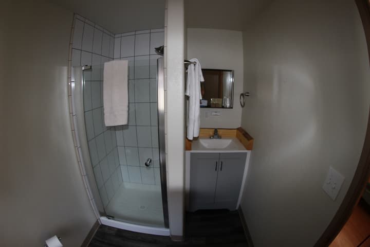 Crater Lake Resort
