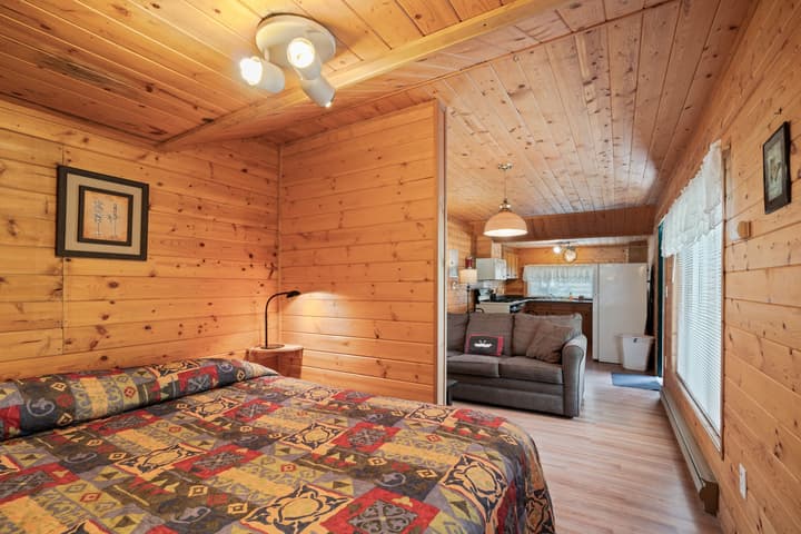 Crater Lake Resort