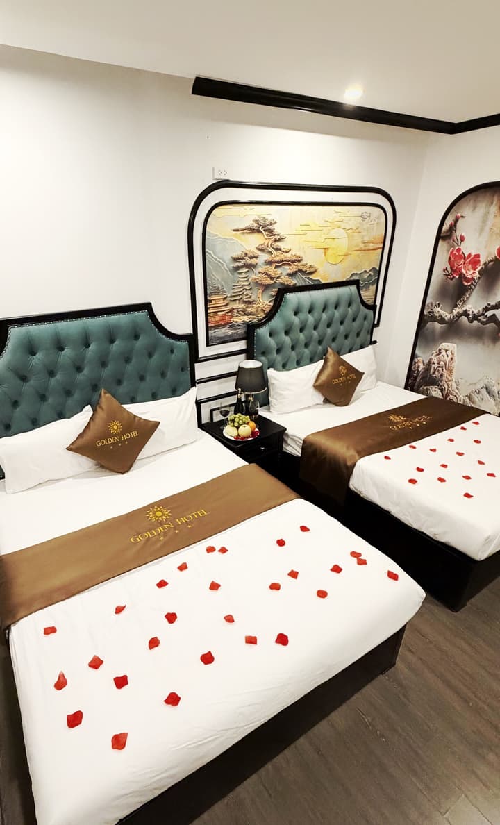 Golden Hotel