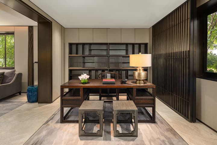 HUALUXE Hotels and Resorts Xi'an Tanghua, an IHG hotel