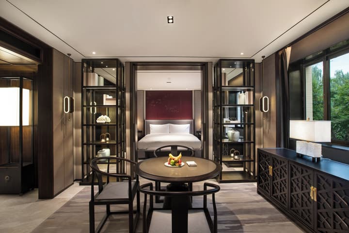 HUALUXE Hotels and Resorts Xi'an Tanghua, an IHG hotel