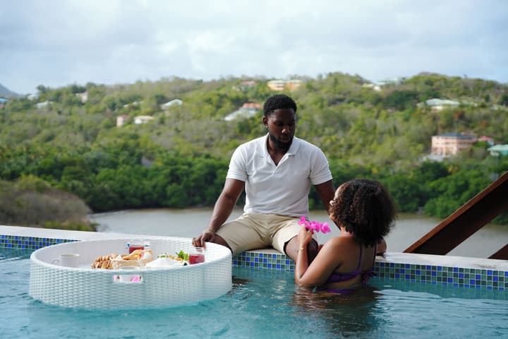 Spice Bay Suites