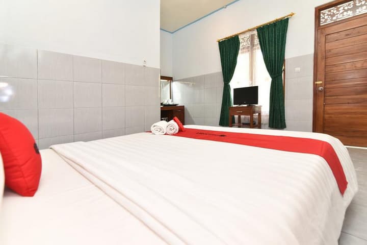 RedDoorz Plus @ Singaraja