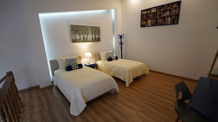 Adamas House Hotel