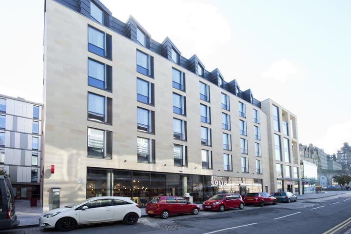 Premier Inn Edinburgh Cc Royal Mile