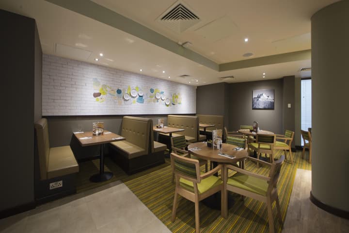 Premier Inn Edinburgh Cc Royal Mile