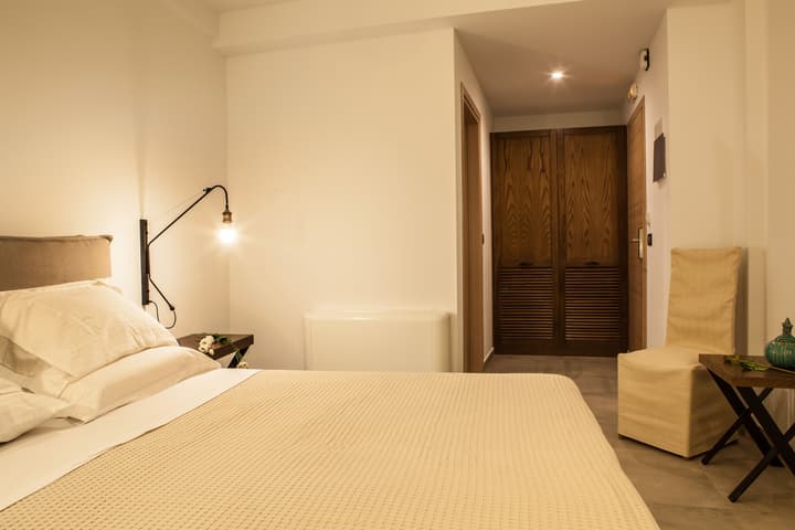 Anemos Rooms & Apartments