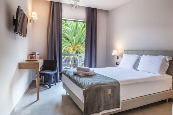 Anemos Rooms & Apartments