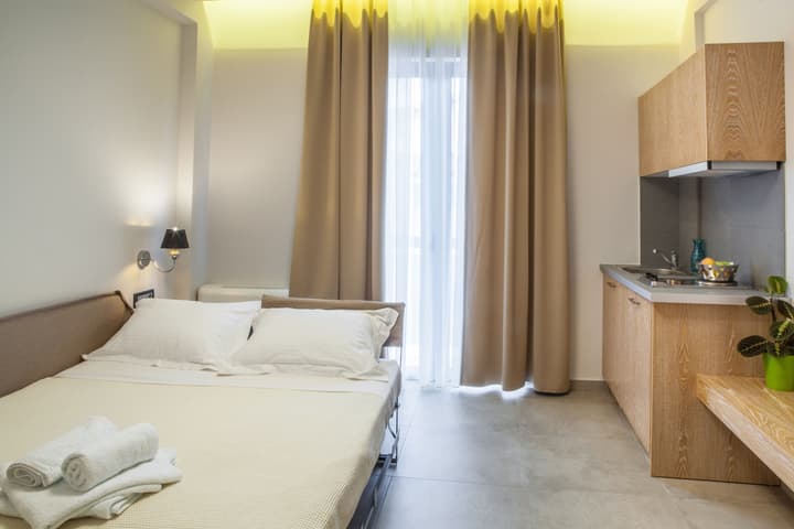 Anemos Rooms & Apartments