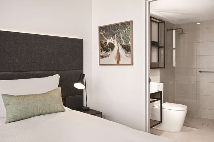 Vibe Hotel Melbourne
