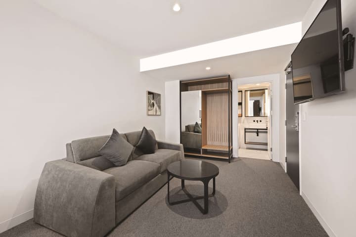 Vibe Hotel Melbourne