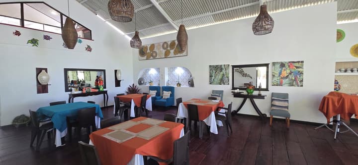 Hotel Tortuguero Beachfront