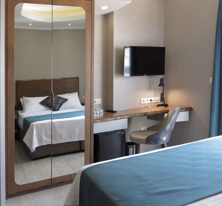 Galatahan Hotel